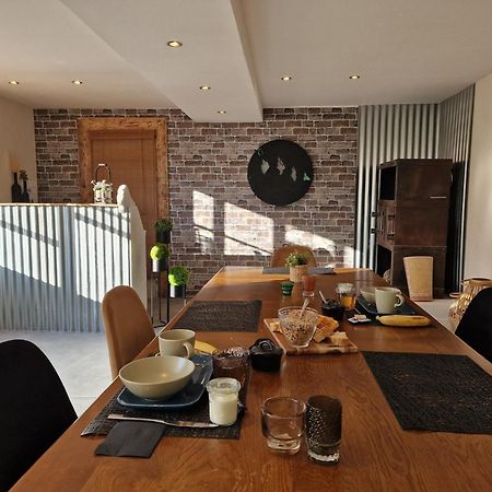 Gite L'Enclos O Rendez-Vous Roquefeuil-Pays De Sault- Avec Jardin Exteriör bild