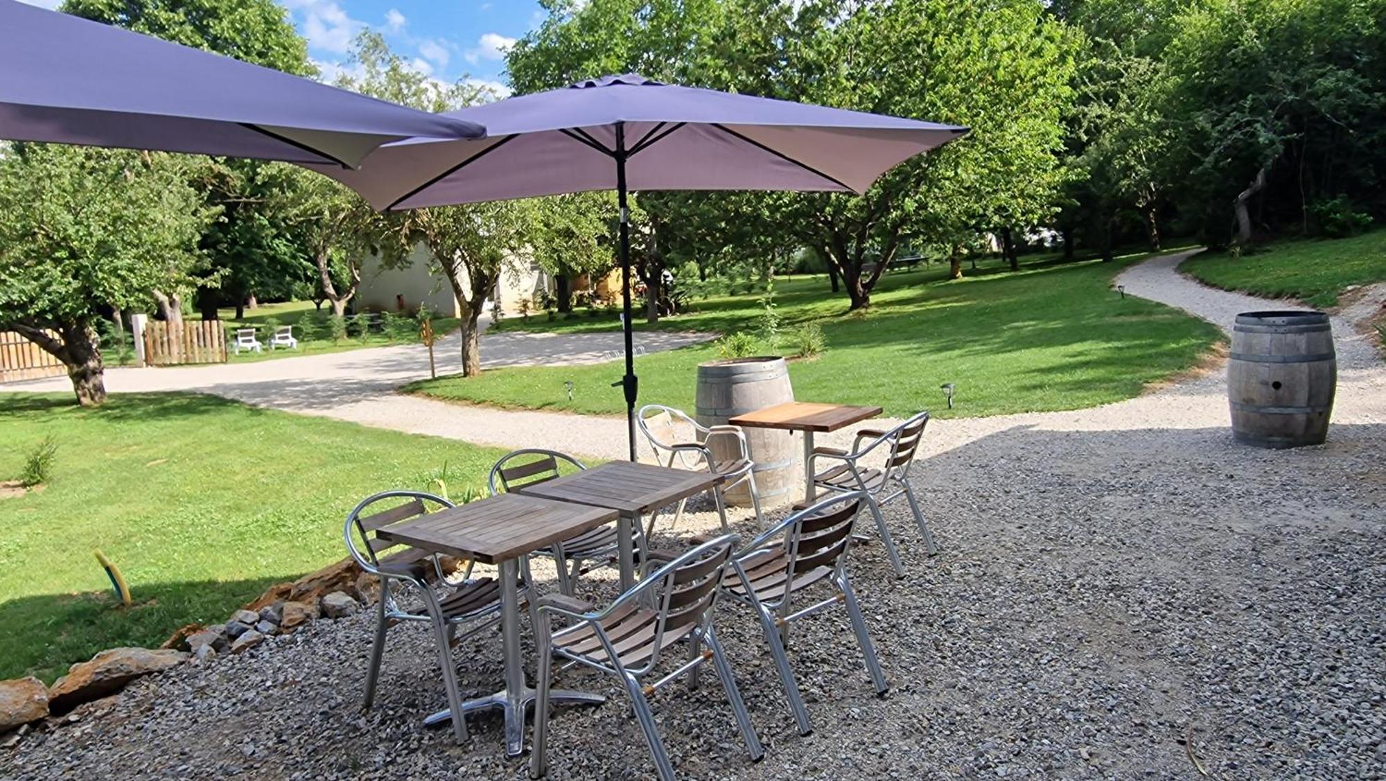Gite L'Enclos O Rendez-Vous Roquefeuil-Pays De Sault- Avec Jardin Exteriör bild
